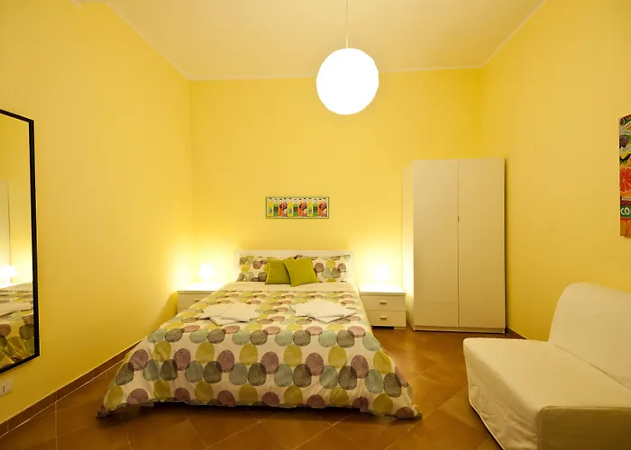 Oda ve Kahvaltı Services Porta Castello