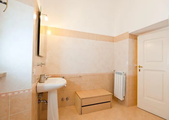Oda ve Kahvaltı Services Porta Castello 3*